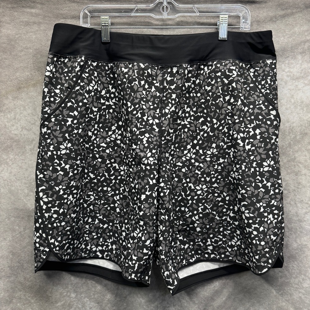 Lands’ End Black Floral Print Board Shorts Plus Size 18W